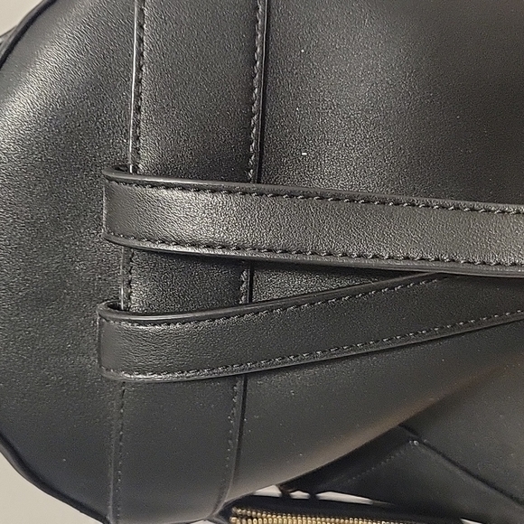 Tommy Hilfiger Backpack - Picture 7 of 8